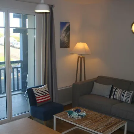 Les Balcons De L'ocean شقة *